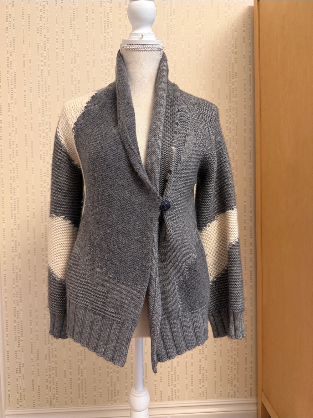 Skull Cashmere Gray and Cream Shawl-Collar Button Cardigan